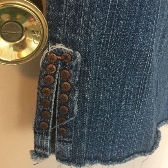 Jeans - Picture 3 of 4